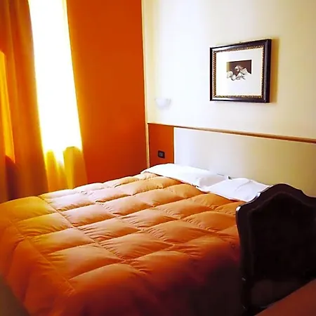 Eco Art Statuto Hotel