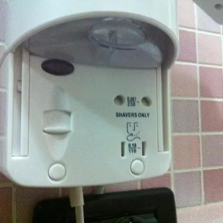 Eco Art Statuto 호텔