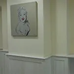 Eco Art Statuto Hotell 2*